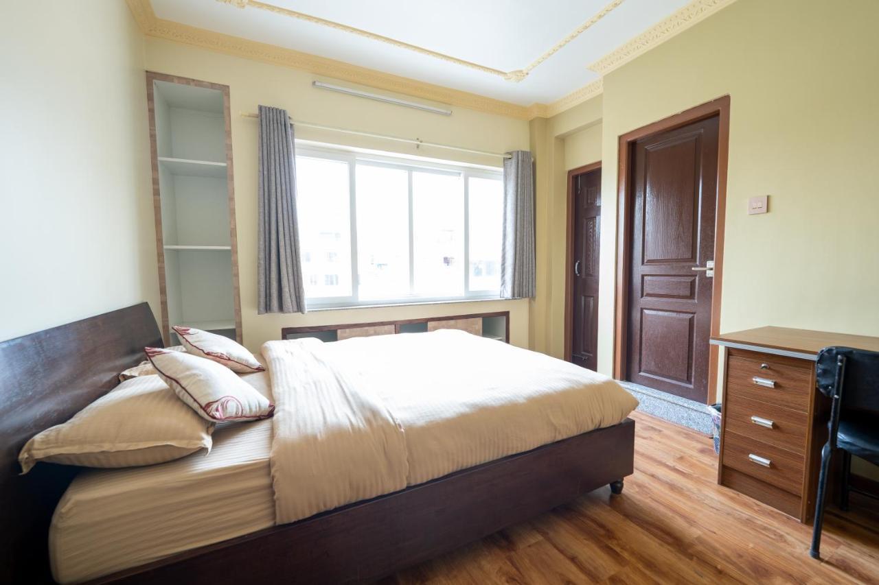 Shine Homestay Famille Francophone - Shine Home And Apartment Catmandu Exterior foto