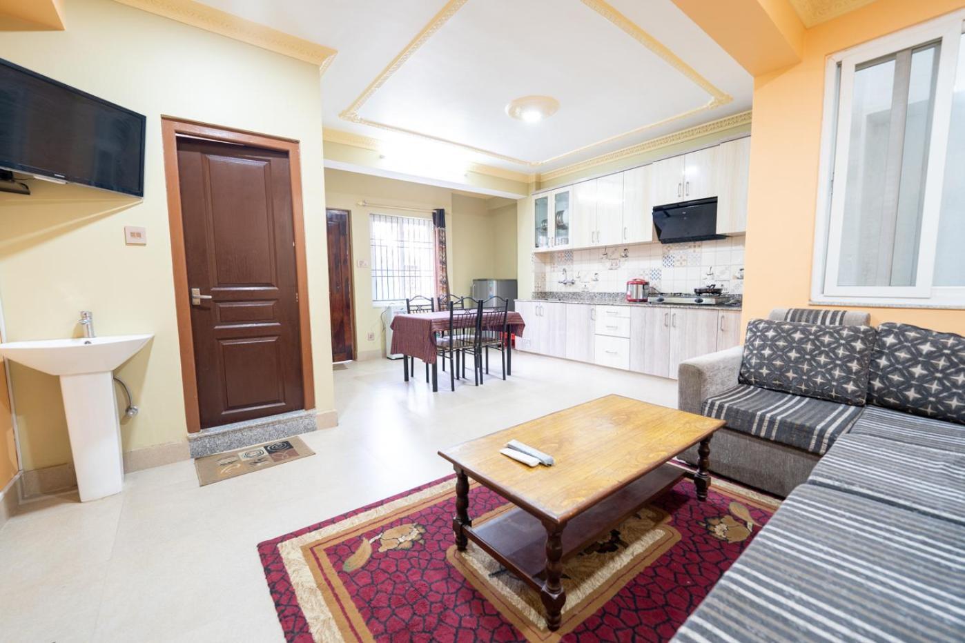 Shine Homestay Famille Francophone - Shine Home And Apartment Catmandu Exterior foto